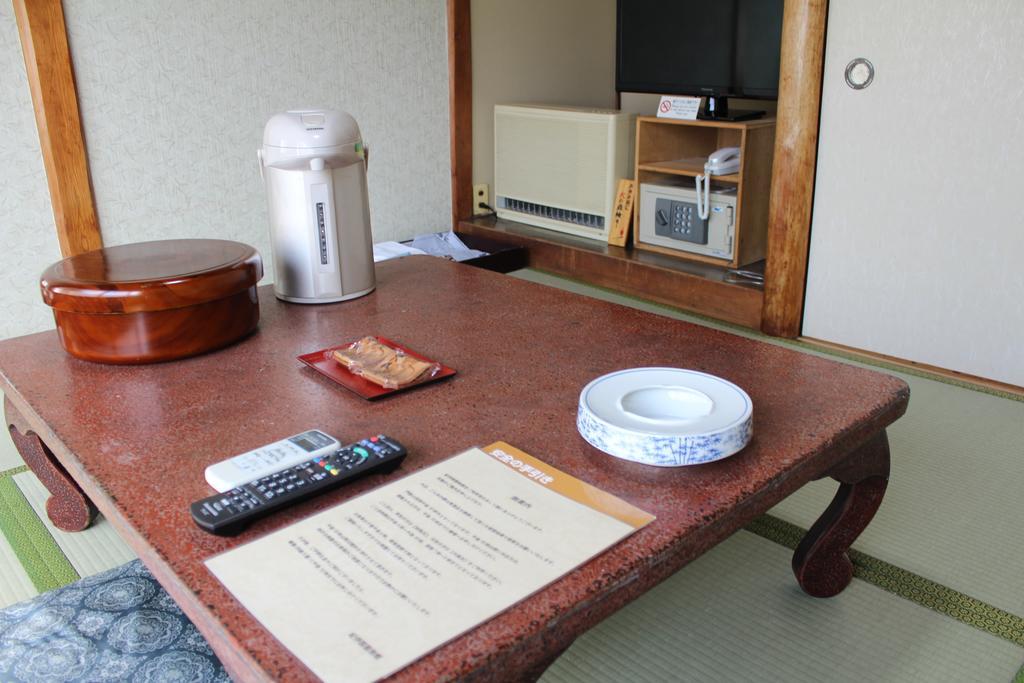 Kinokuniya Ryokan Fujisawa Exterior photo